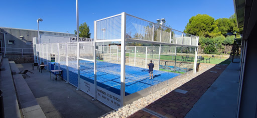 Centro Deportivo Vipadel en Villaconejos