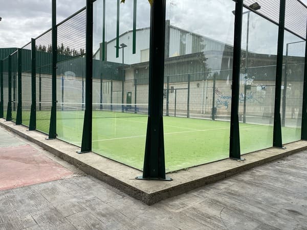 Pista de padel en Velilla de Cinca