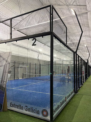 GO! GO! Padel indoor en L'Hospitalet de Llobregat