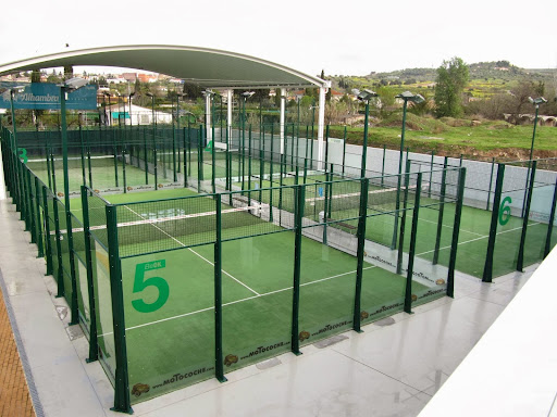 BeOK Padel and Leisure en Peligros