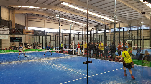 Indoor Padel 7 en Santpedor