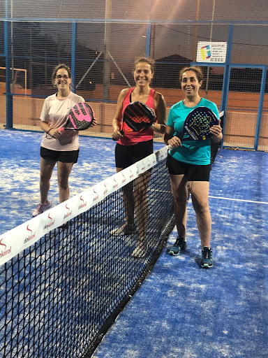 Dakirol Pàdel - Zona Esportiva en Montclar