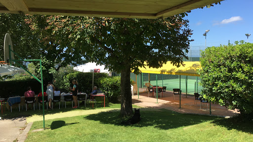 Club de Padel La Montaña en Torrelavega