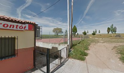 PISTA DE PADEL en Vadillo de la Guareña