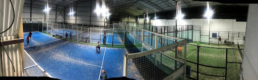 Granada Padel GRX Pistas cubiertas en Peligros