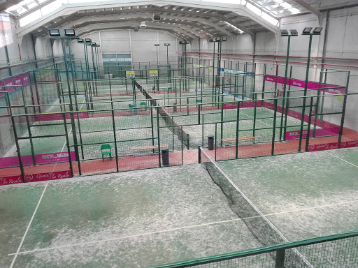 Los Pinos Padel en Olías del Rey