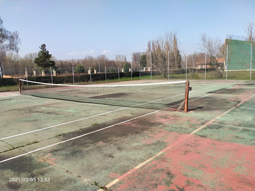 Cancha de tenis de Monzón de Campos en Monzón de Campos